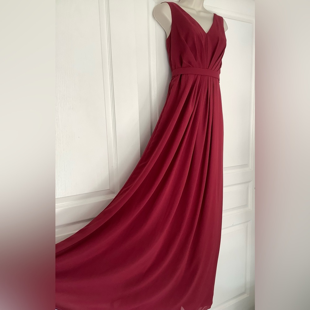NWT Social Bridesmaids V-Neck Georgette A-Line Gown
